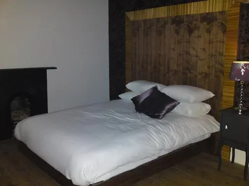 קארדיף Number One Hundred Bed And Breakfast בריטניה